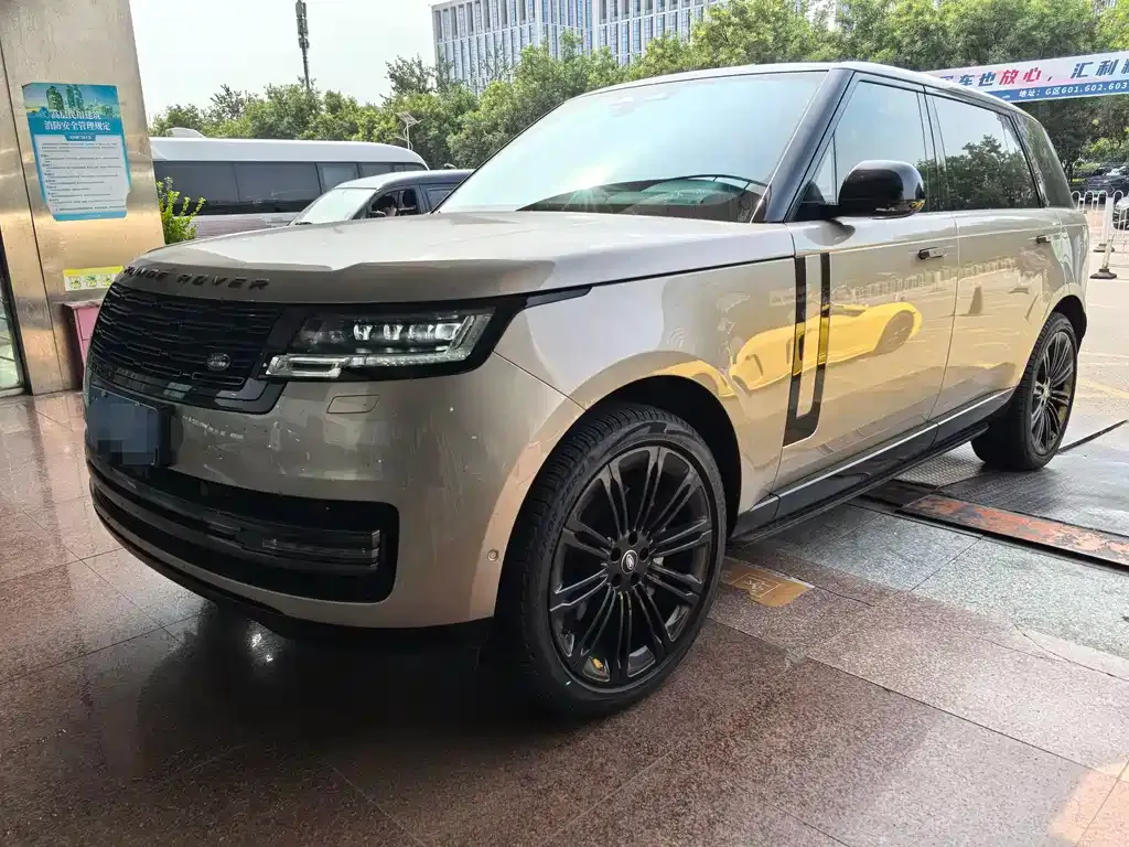 Land Rover Range Rover — фото 1