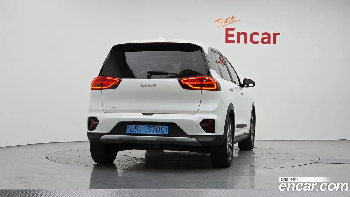 Kia Niro — фото 4