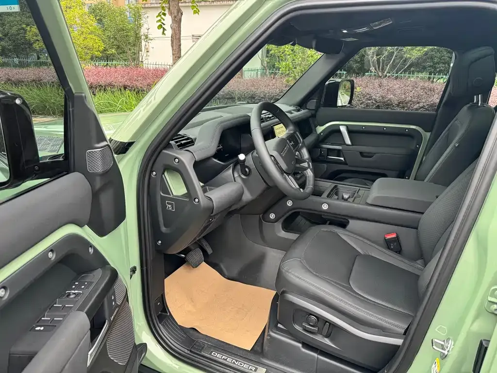Land Rover Defender — фото 3