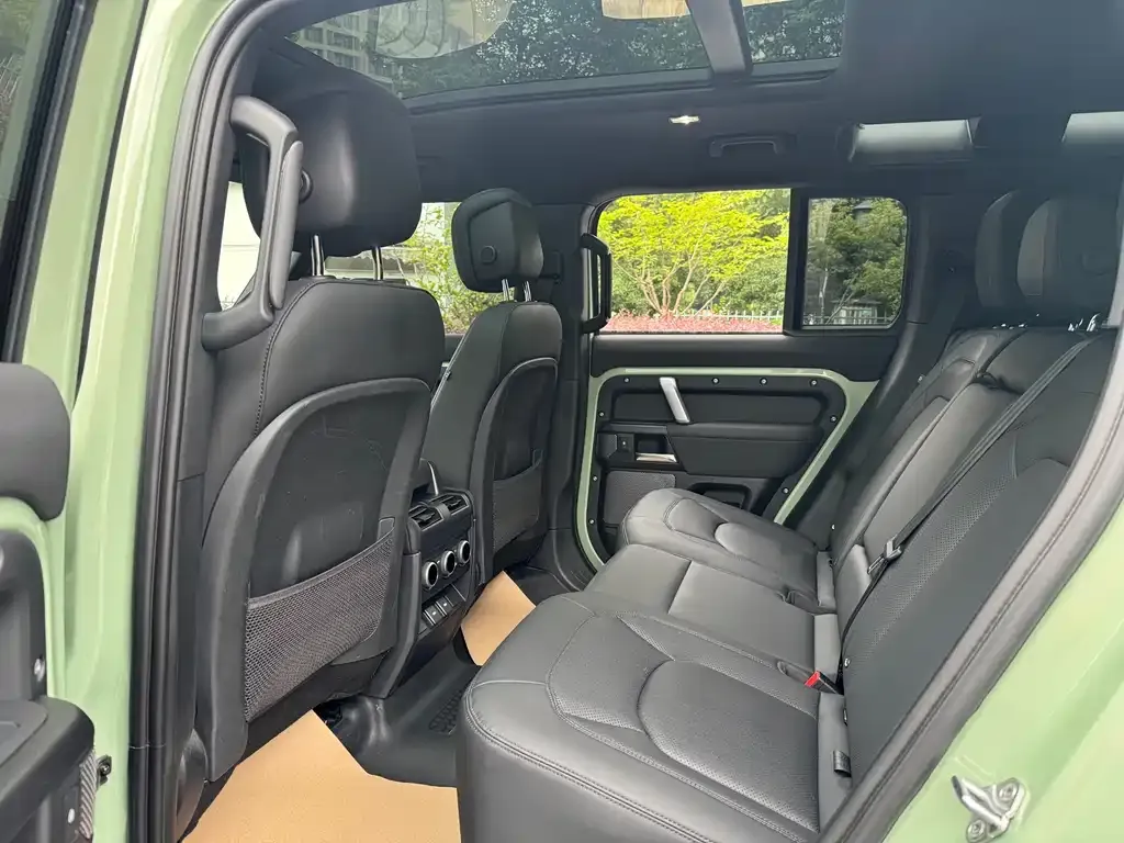 Land Rover Defender — фото 4