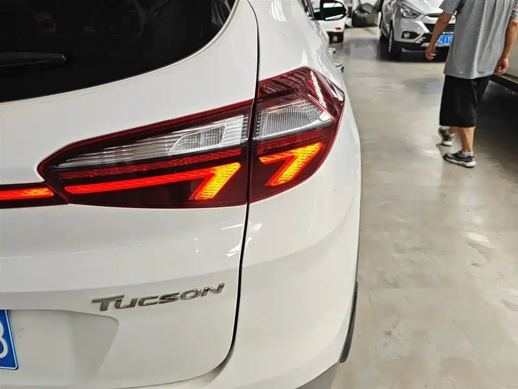 Hyundai Tucson — фото 8