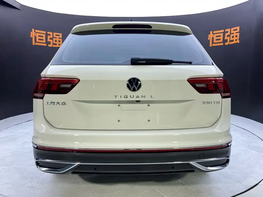 Volkswagen Tiguan L — фото 4