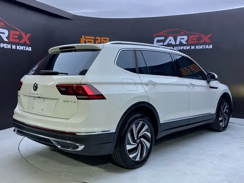 Volkswagen Tiguan L — фото 5