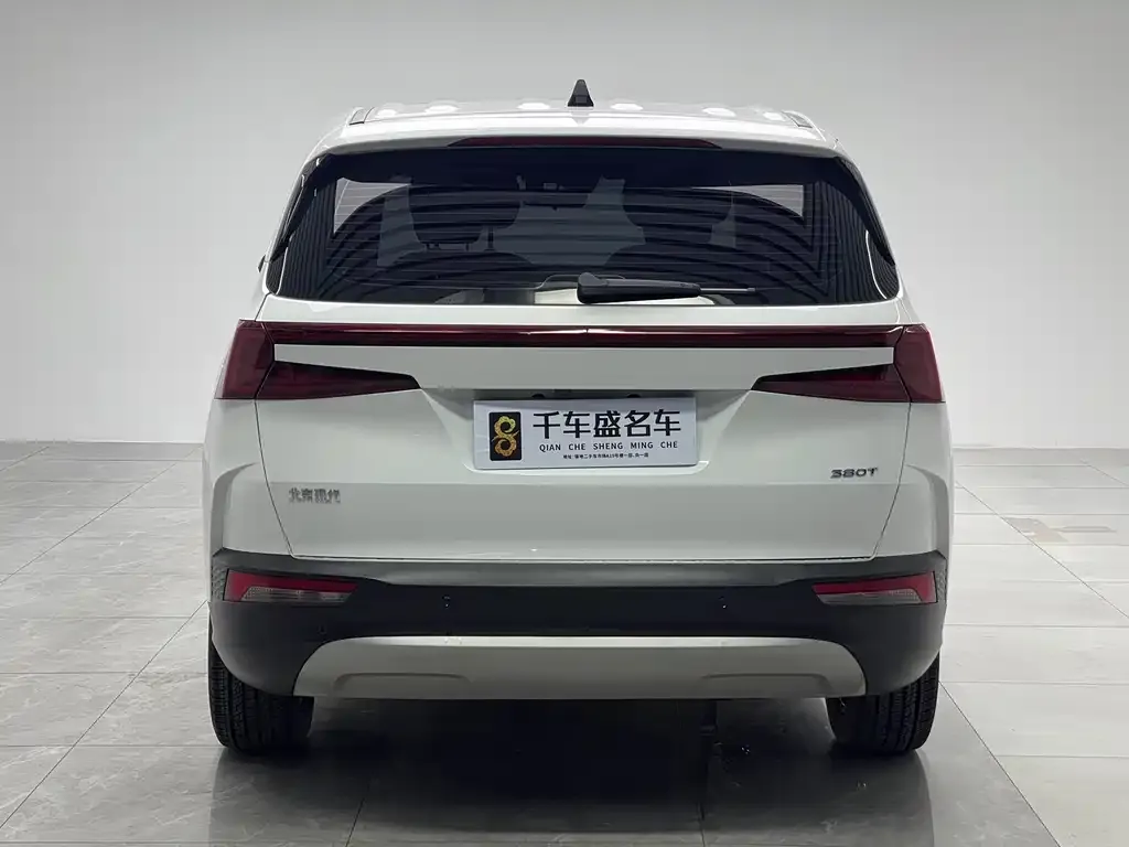 Hyundai Custo — фото 5