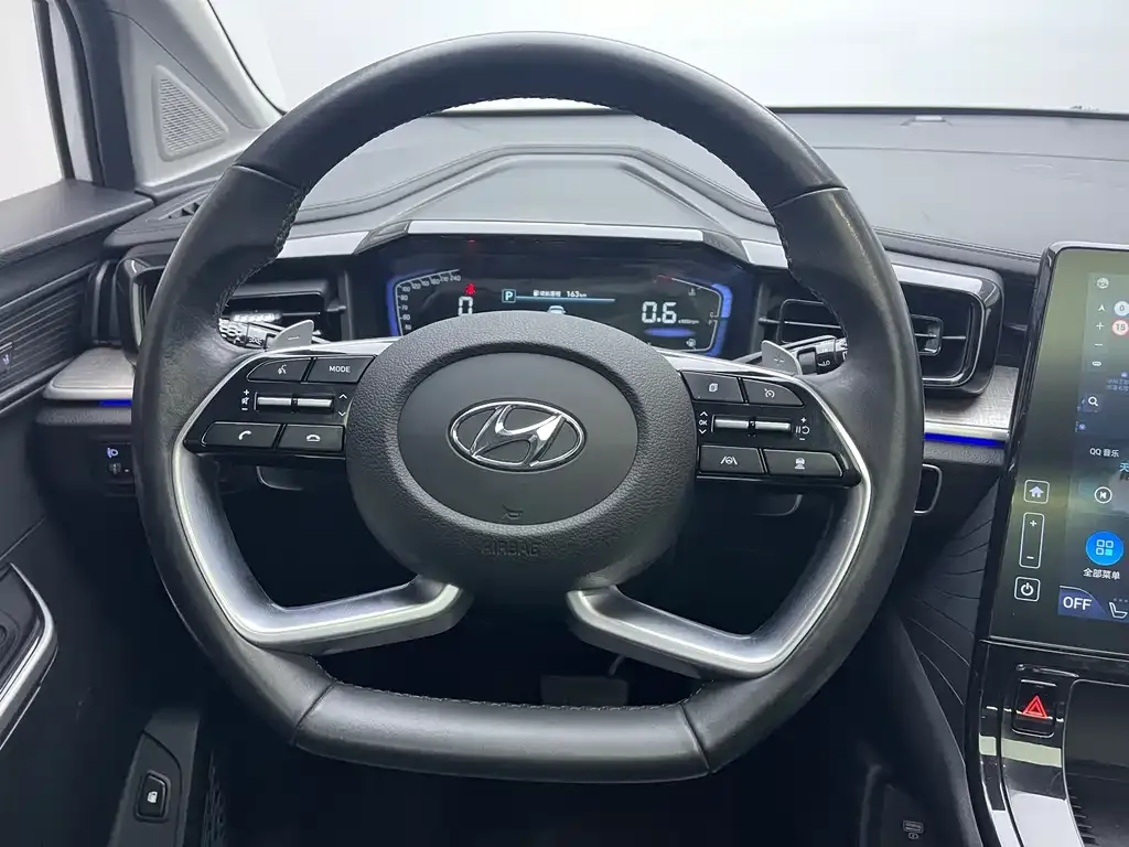 Hyundai Custo — фото 8