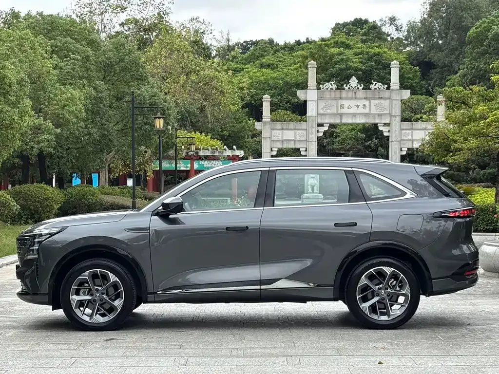 Changan CS75 PLUS — фото 7