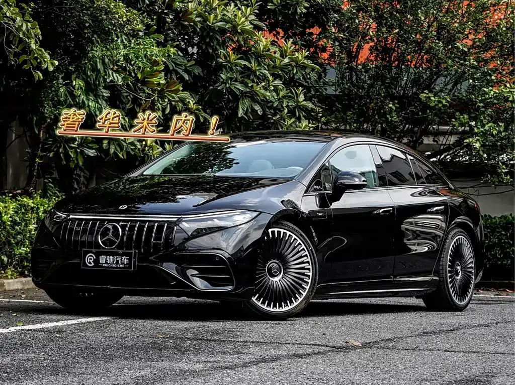 Mercedes-Benz EQS AMG — фото 1