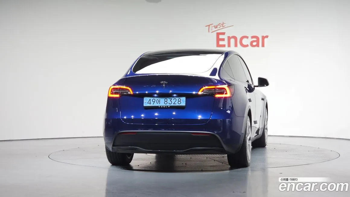 Tesla Model Y — фото 4