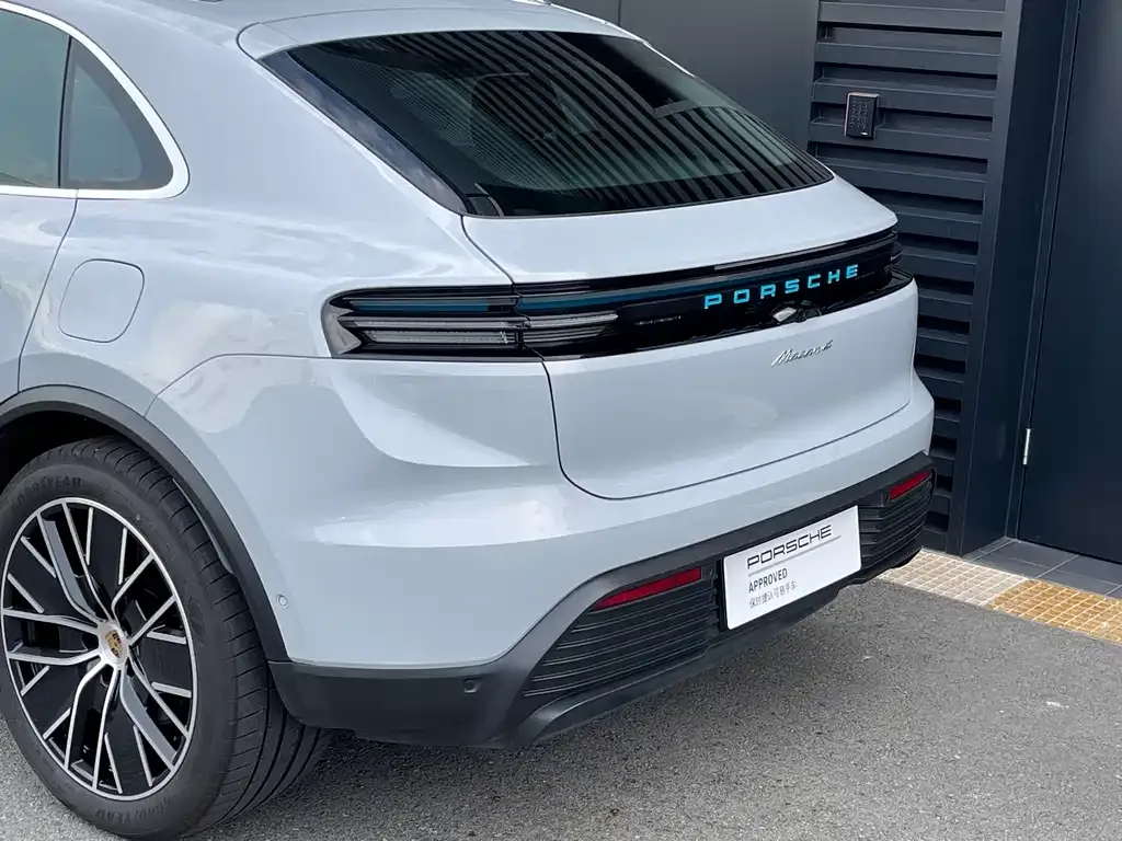 Porsche Macan EV — фото 6