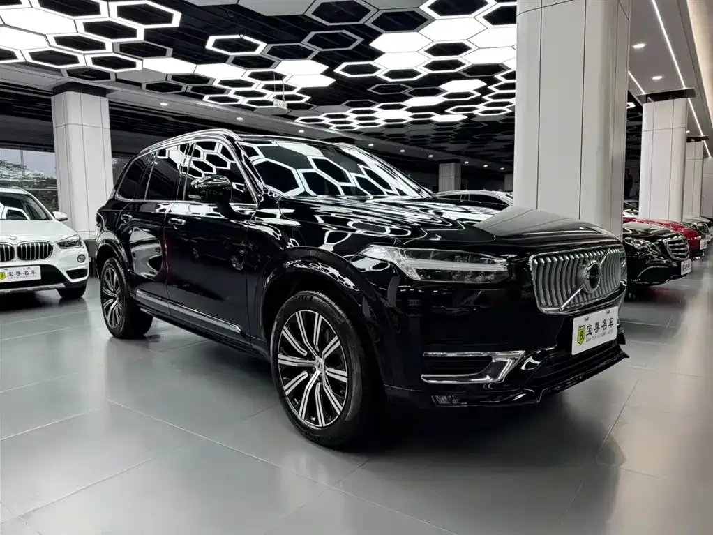 Volvo XC90 — фото 2