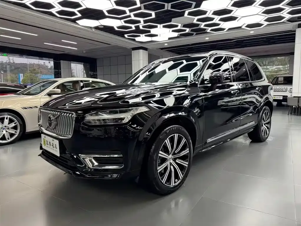 Volvo XC90 — фото 3