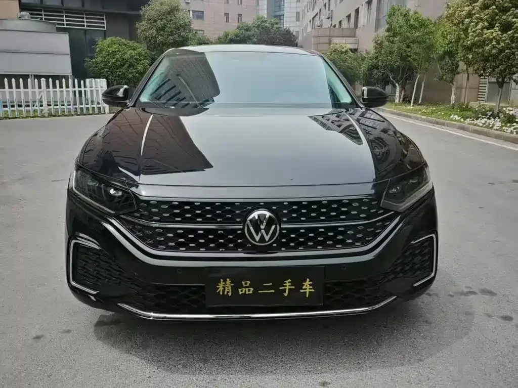 Volkswagen Passat — фото 2