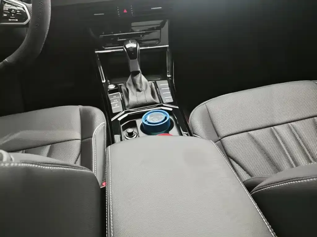 Volkswagen Passat — фото 7