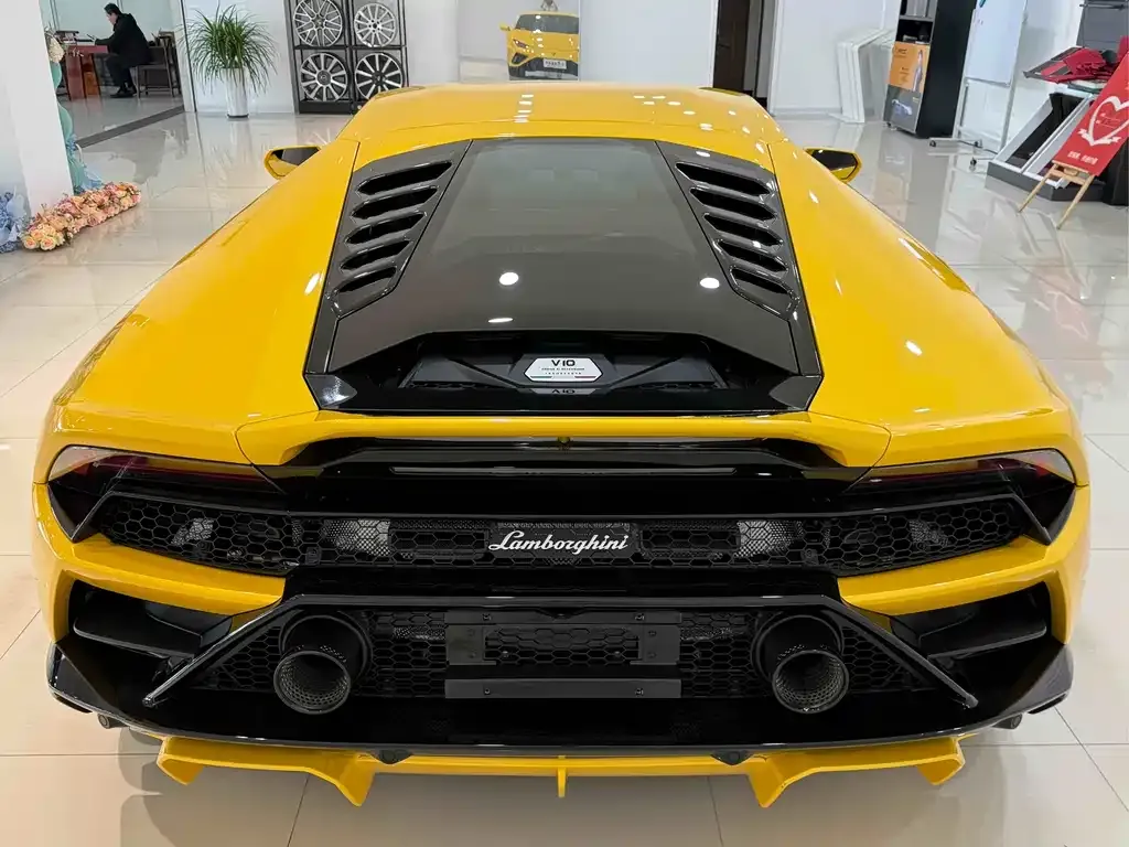 Lamborghini Huracan — фото 5