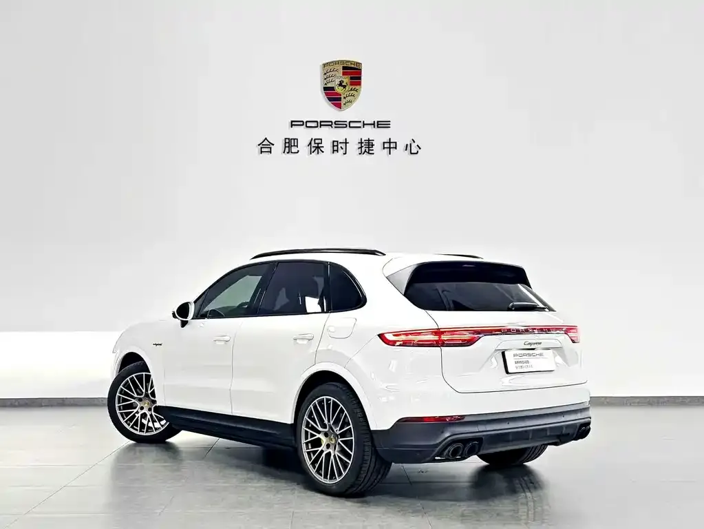 Porsche Cayenne Hybrid — фото 4