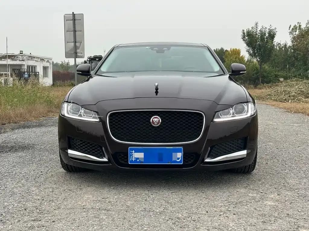 Jaguar XFL — фото 2