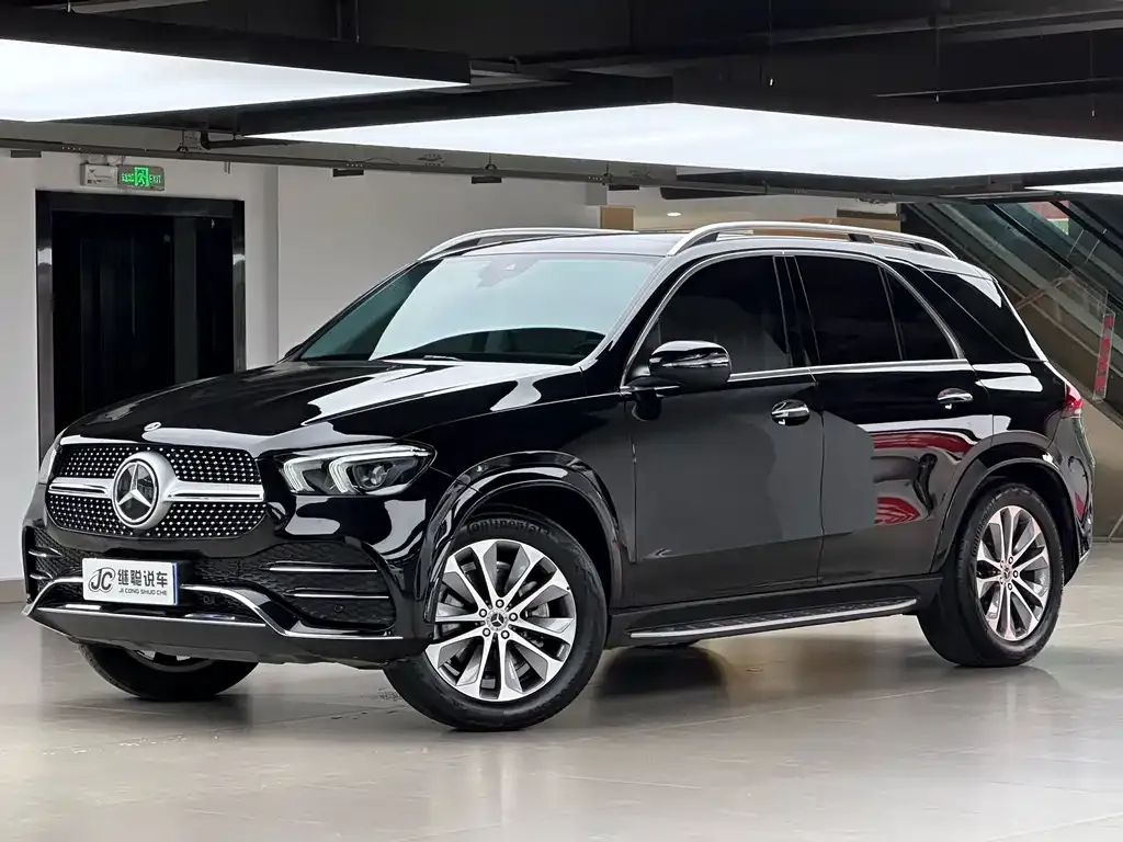 Mercedes-Benz GLE — фото 1