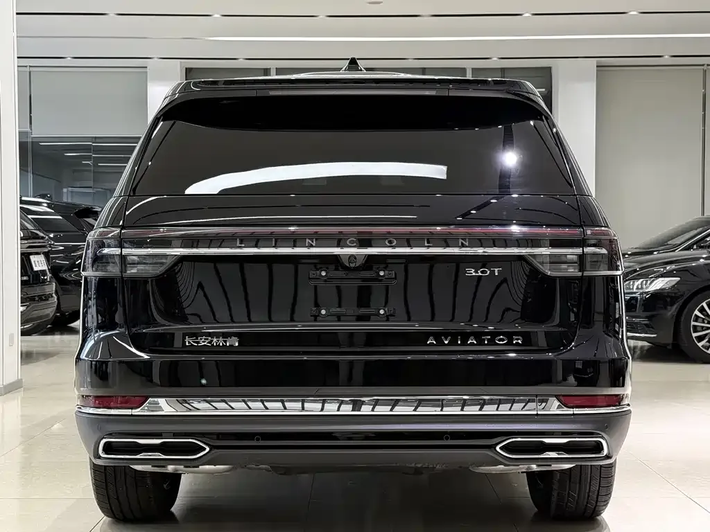 Lincoln Aviator — фото 5