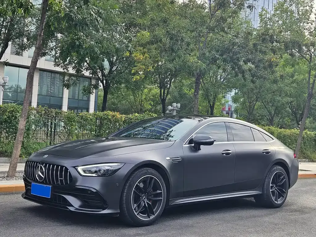 Mercedes-Benz AMG GT — фото 1