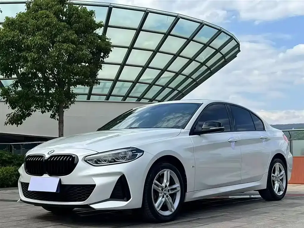 BMW 1 Series — фото 1