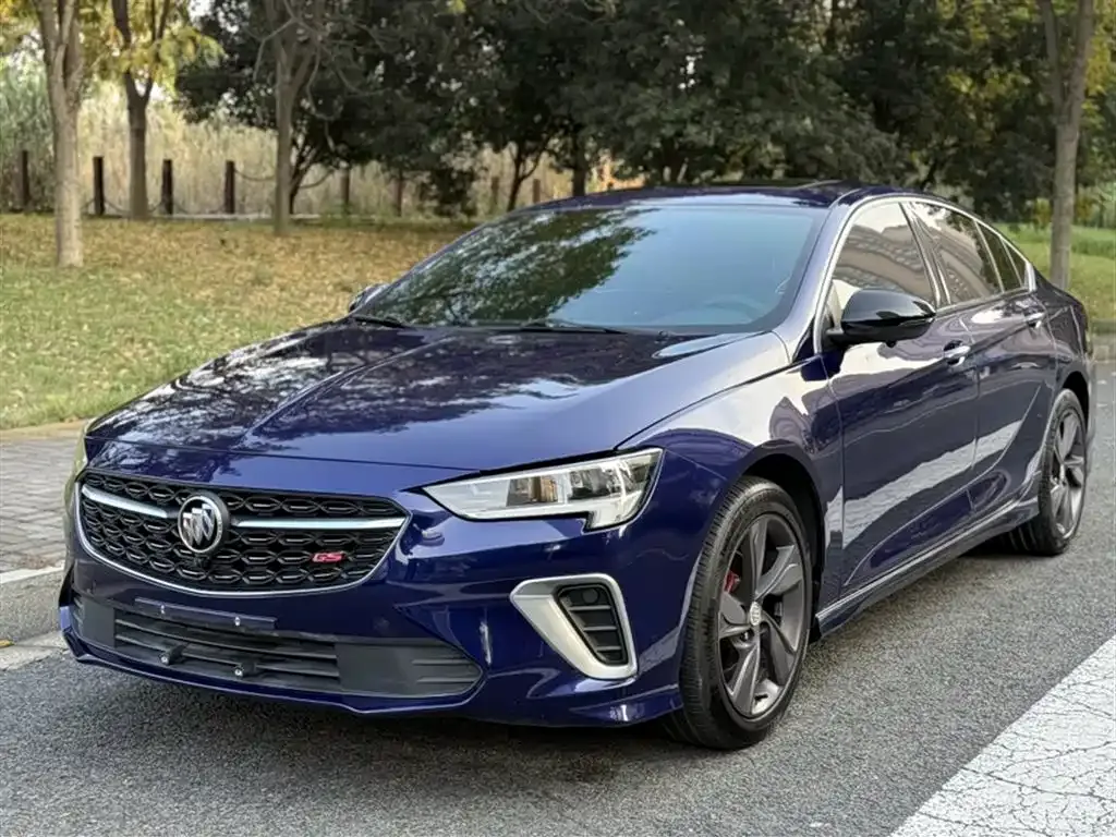 Buick Regal — фото 1