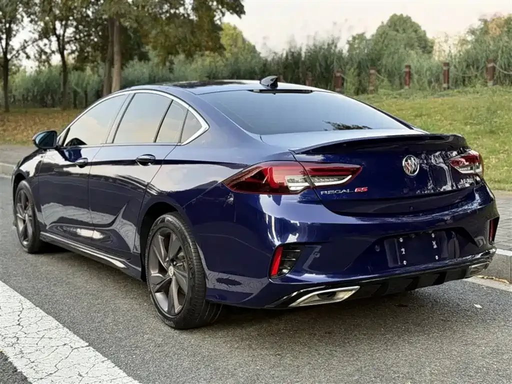 Buick Regal — фото 8