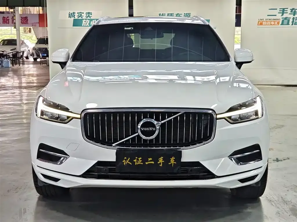 Volvo XC60 — фото 2