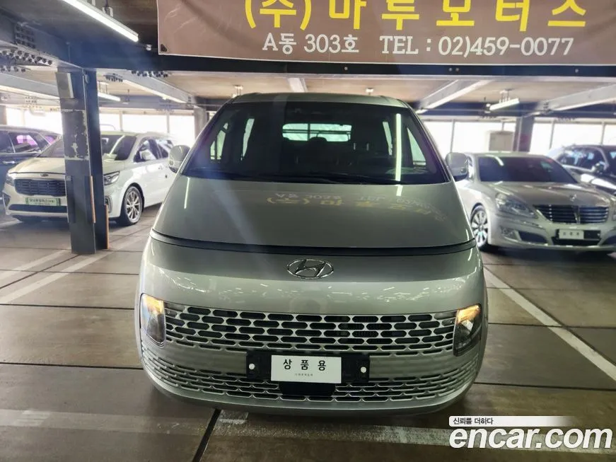 Hyundai Staria — фото 1