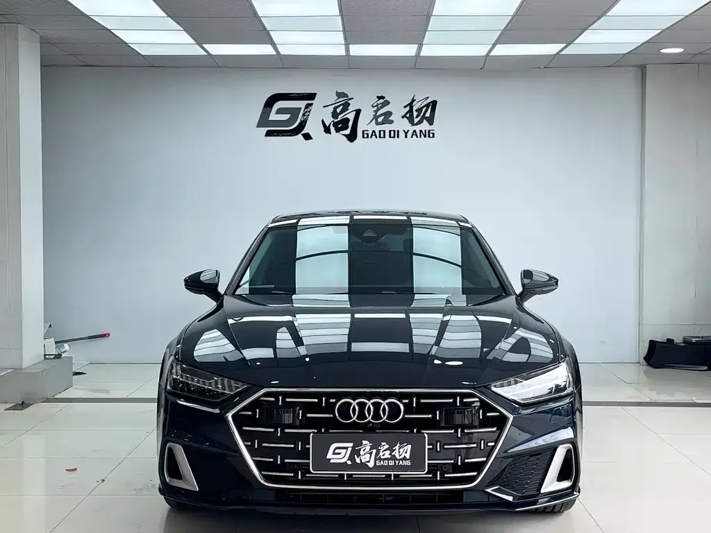 Audi A7L — фото 2