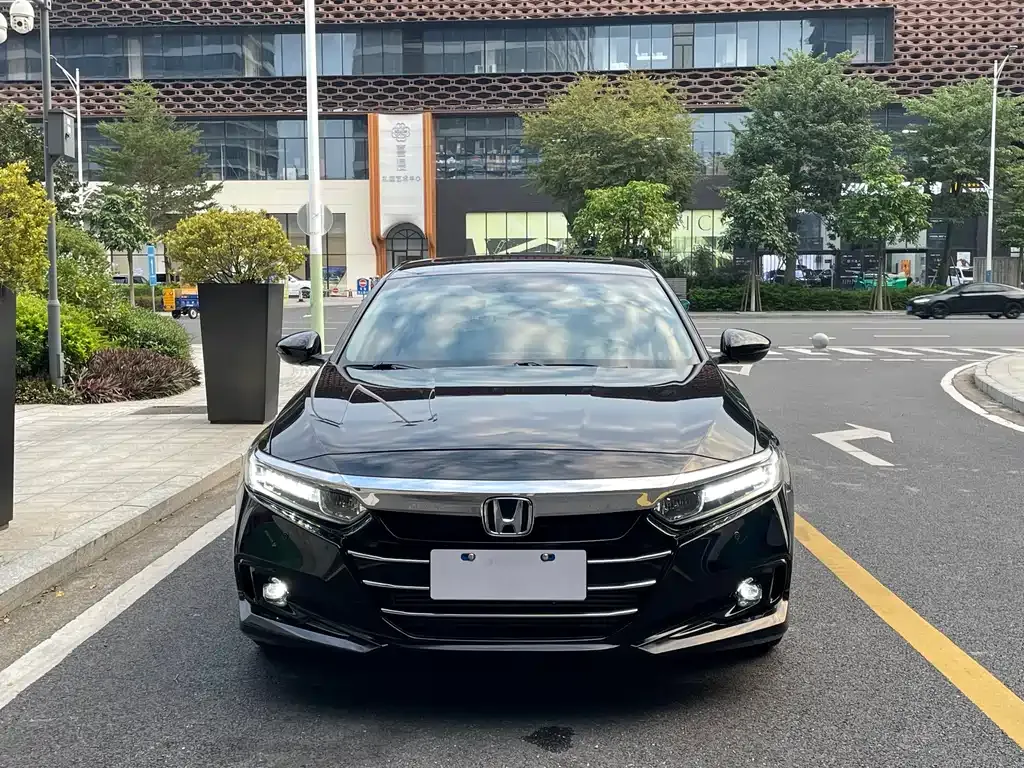 Honda Accord — фото 2