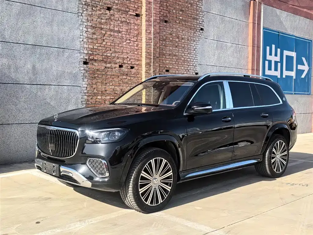 Mercedes-Benz GLS — фото 1