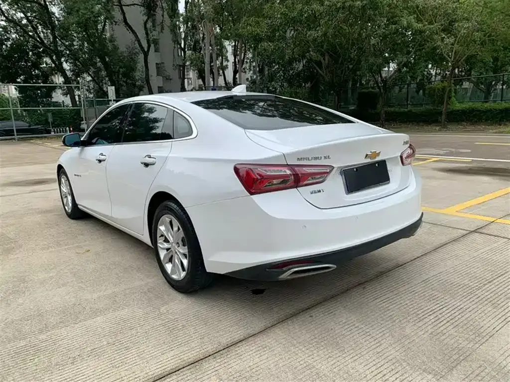 Chevrolet Malibu XL — фото 5