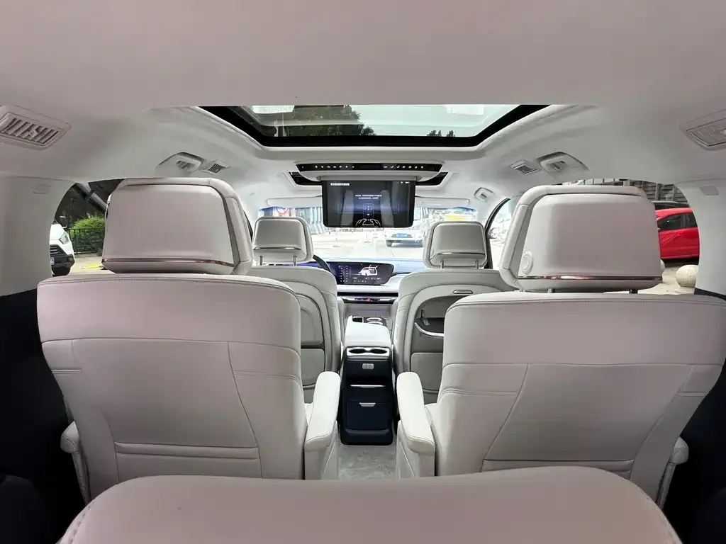 Buick GL8 Hybrid — фото 7