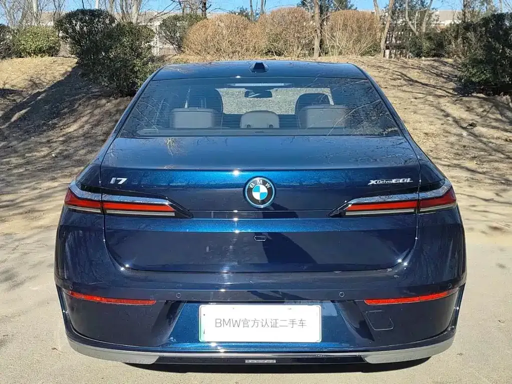 BMW i7 — фото 5