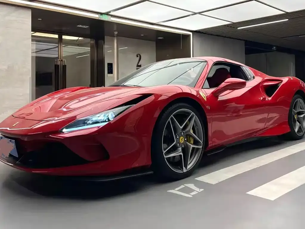 Ferrari F8 — фото 1