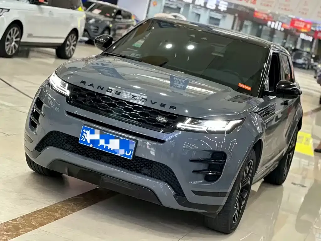 Land Rover Evoque — фото 1