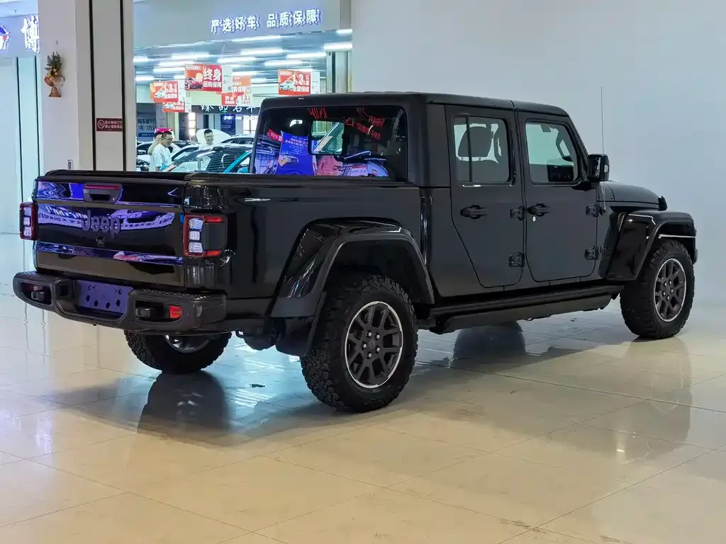 Jeep Gladiator — фото 4