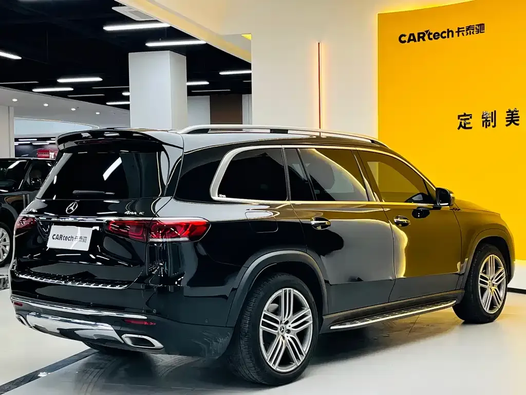Mercedes-Benz GLS — фото 6