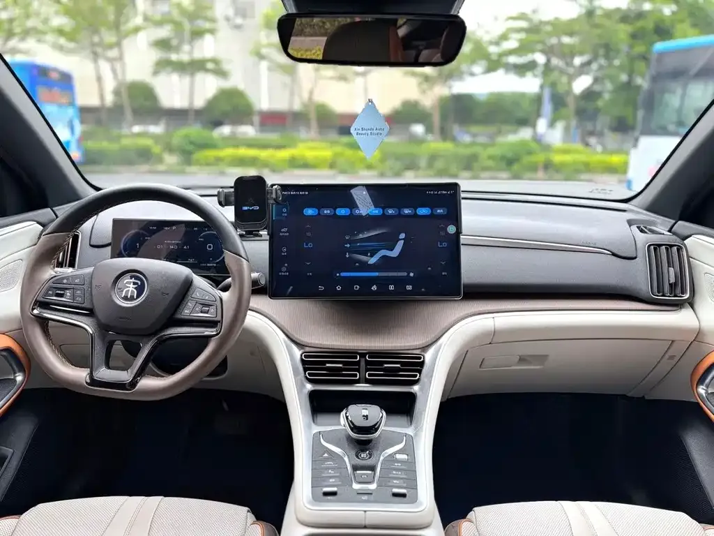 BYD Pro New Energy — фото 7