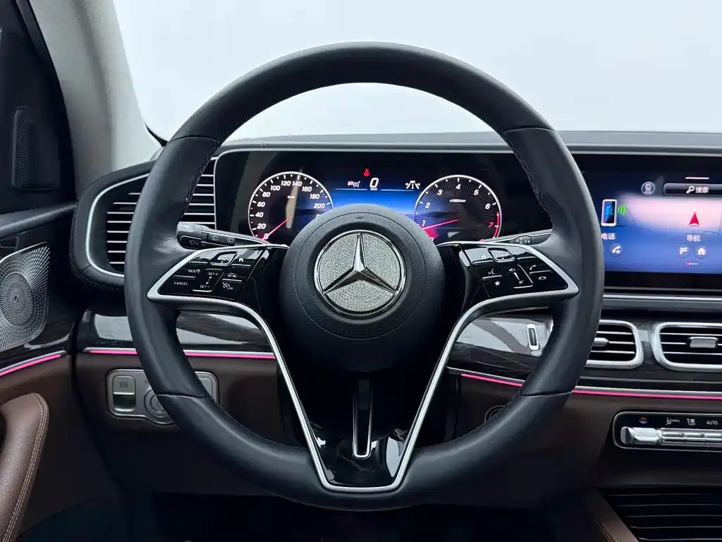 Mercedes-Benz GLE — фото 5