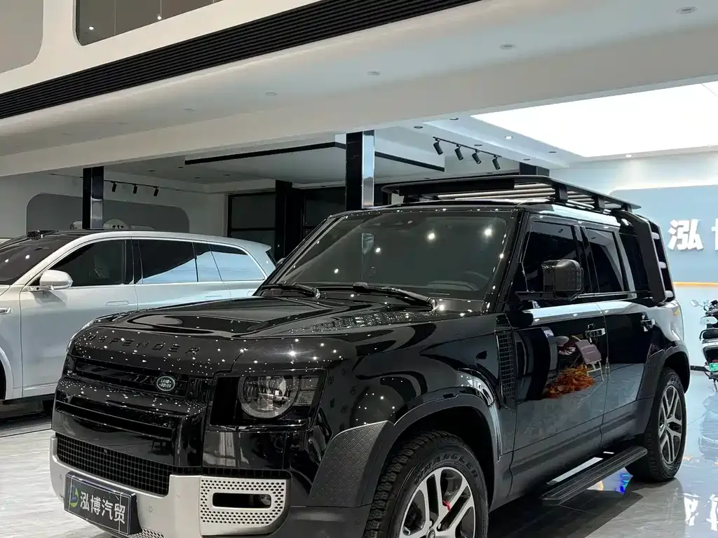 Land Rover Defender — фото 1