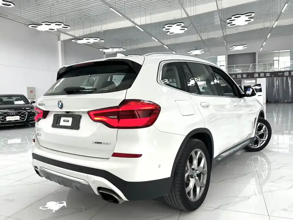 BMW X3 — фото 5
