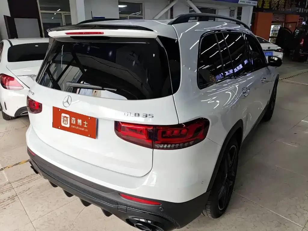 Mercedes-Benz GLB AMG — фото 3