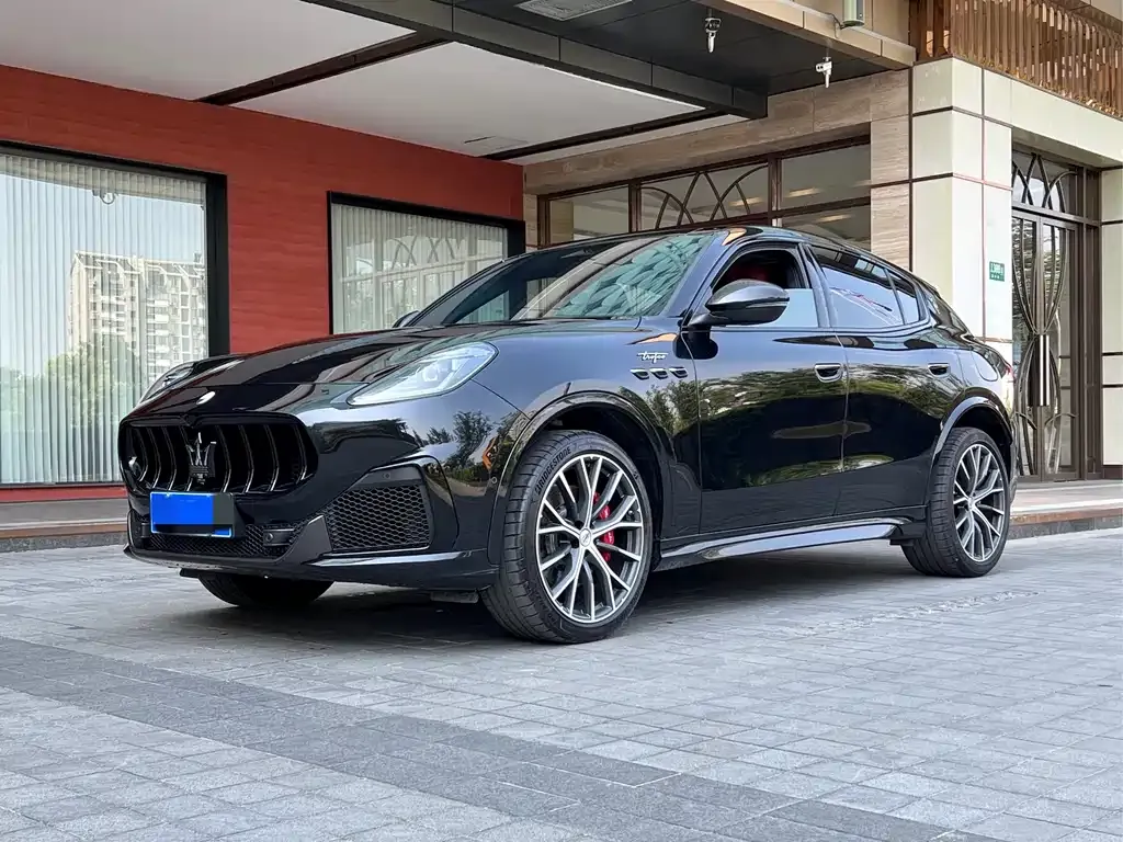 Maserati Grecale — фото 1