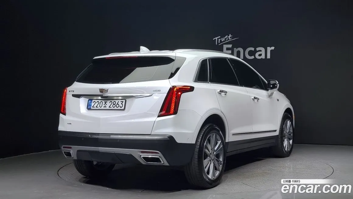Cadillac XT5 — фото 2