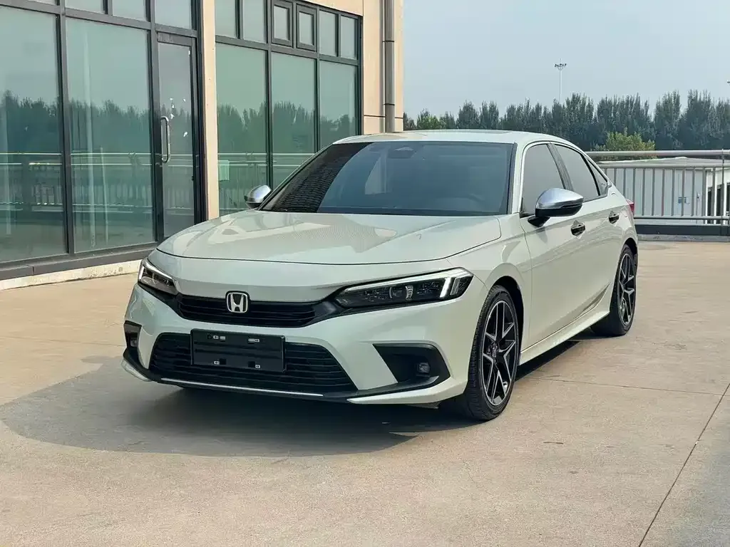 Honda Civic — фото 1