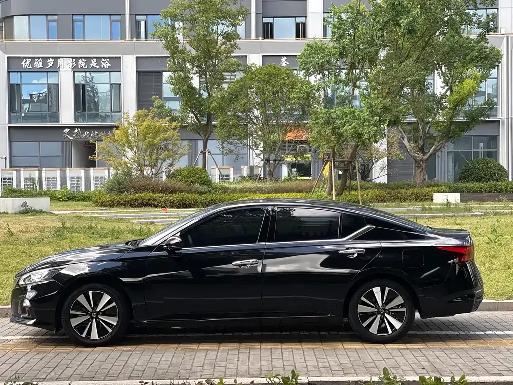 Nissan Teana — фото 3