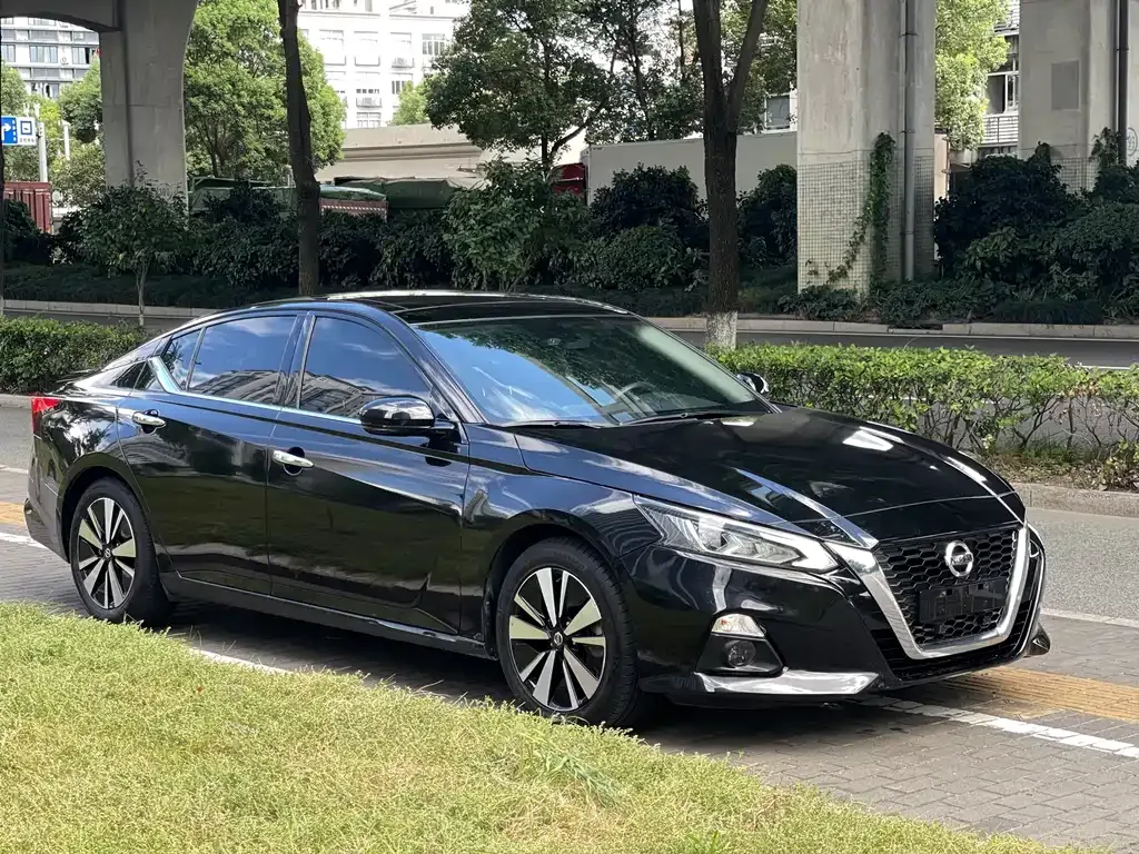 Nissan Teana — фото 4