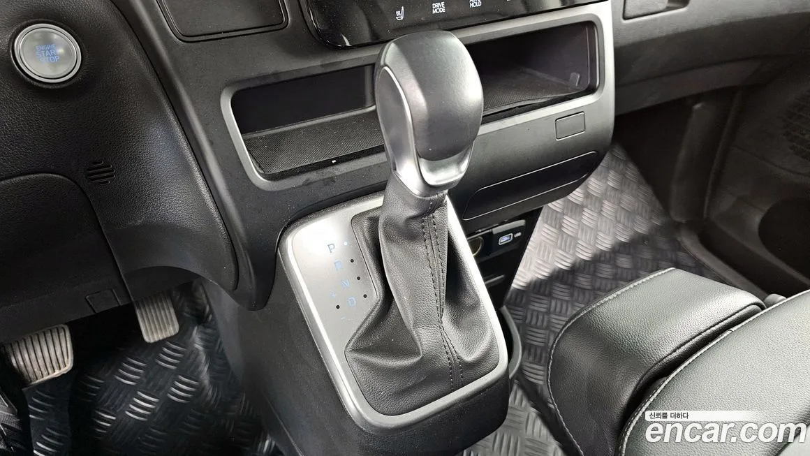 Hyundai Staria — фото 9