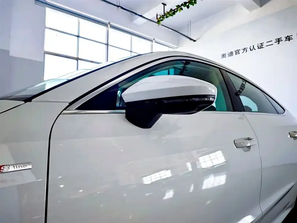 Audi A7 — фото 8